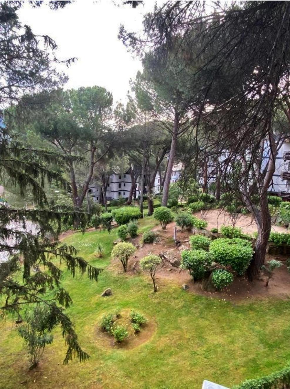Апартаменти Playa De Madrid Сан-Мартін-де-Вальдейґлесьяс Екстер'єр фото